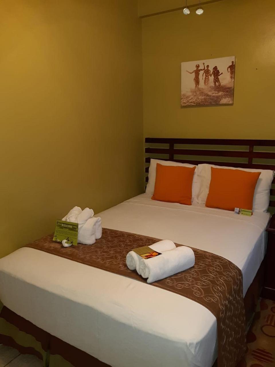 Narakiel'S Inn Roseau Esterno foto
